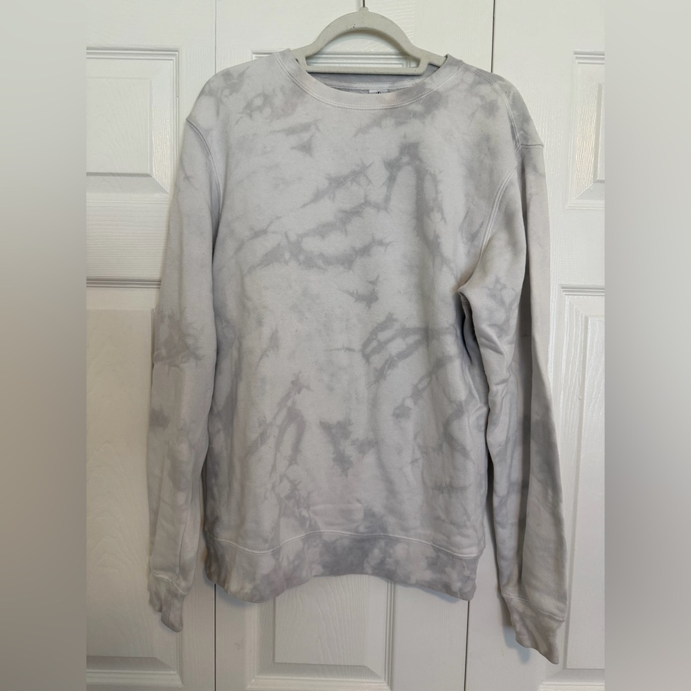 Women’s Gray Tie-Dye Crewneck Sweater (over sized)